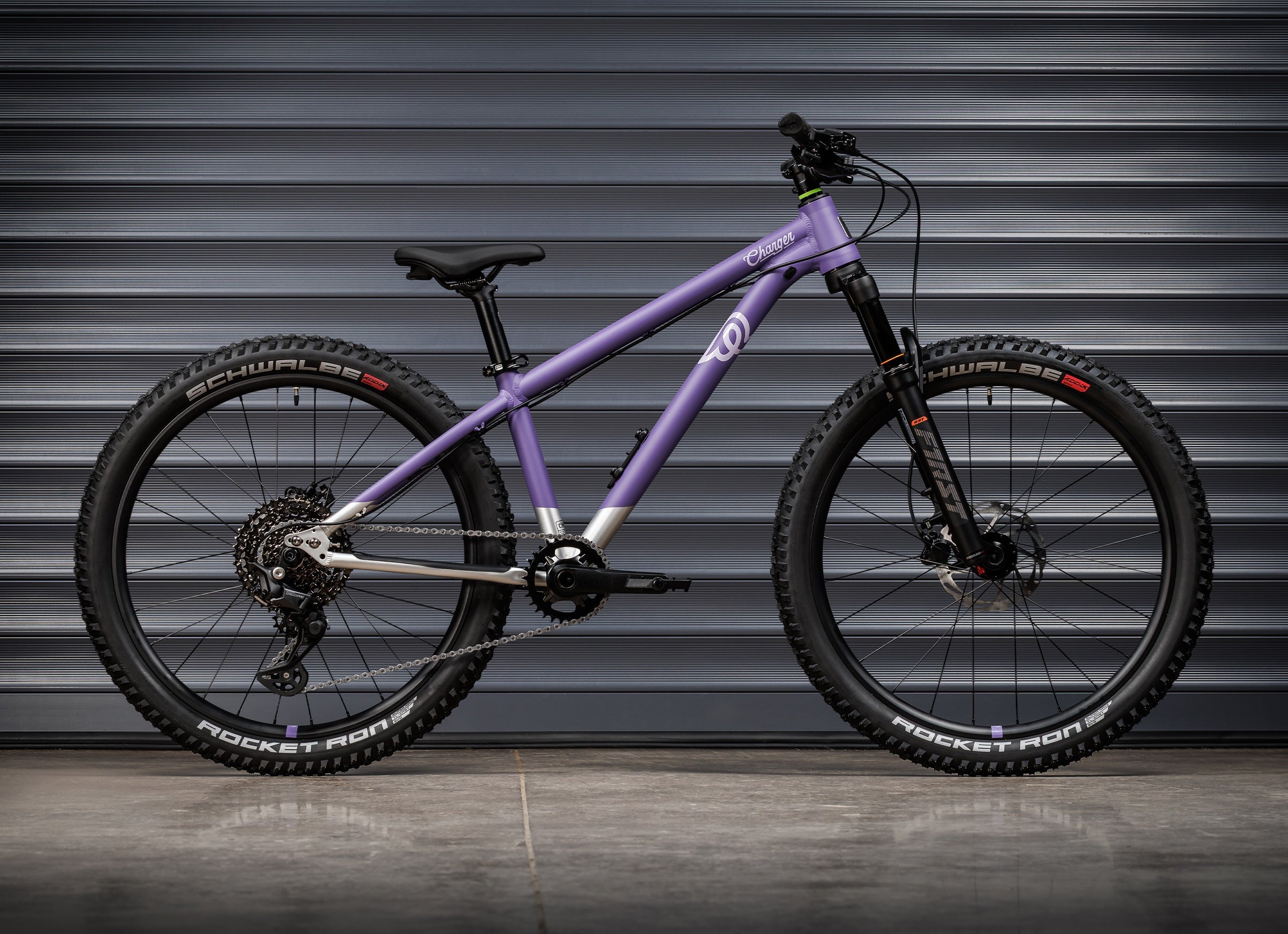 #color_electric-purple-brushed
